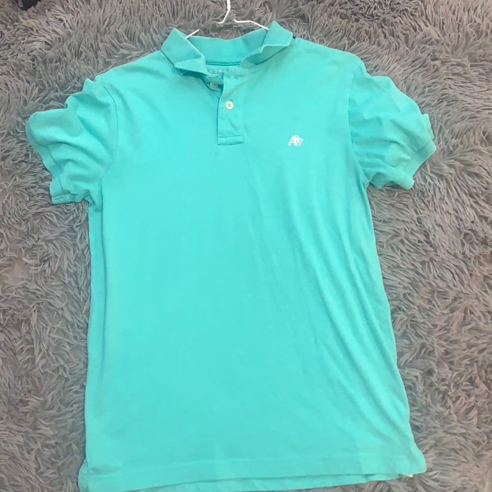 Women’s collared shirt
